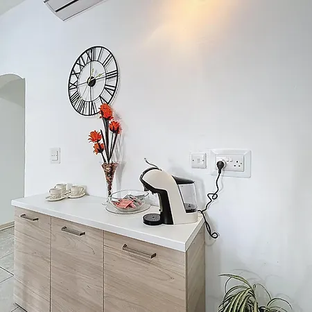 Spacious 3br In Historic Birgu, Ac & Wifi Lejlighed