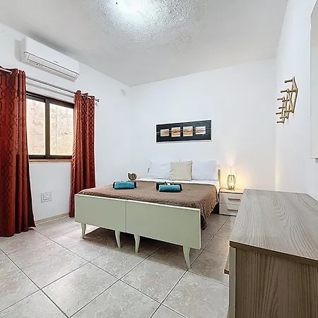 Spacious 3br In Historic Birgu, Ac & Wifi * Birgu